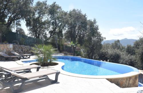 Santa Cristina de Aro Villa | Poolside Villa near the Coast
