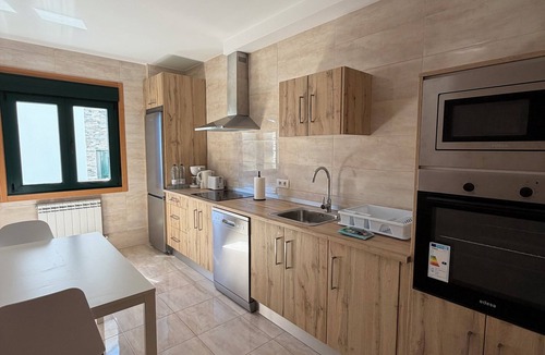 Portomarin House | PortoHome 3 | Large house on the French Way for groups!
