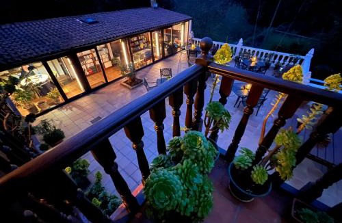 San Vicente de la Barquera House | Posada La Vieja Escuela