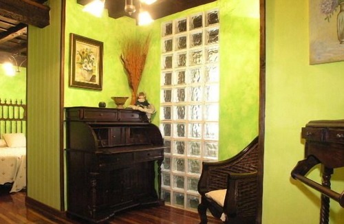 Cos House | Posada Trisileja