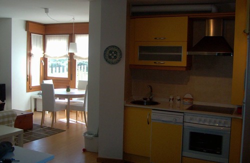 La Portilla Apartment | PRECIOUS LOW WITH SOUTH FACING GARDEN, 100M. MUD BEACH