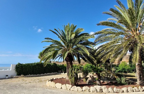 Guimar Villa | Private house with pool & garden