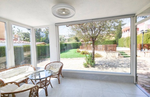 Peniscola Ski Chalet | Private villa with swimming pool, 3 bedrooms, Barbecue, WIFI