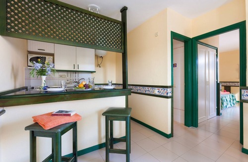 Castillo Caleta de Fuste Hotel | Puerto Caleta