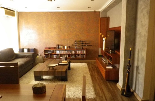 Malilla Apartment | Quiet and bright apartment. WIFI + FREE BREAKFAST