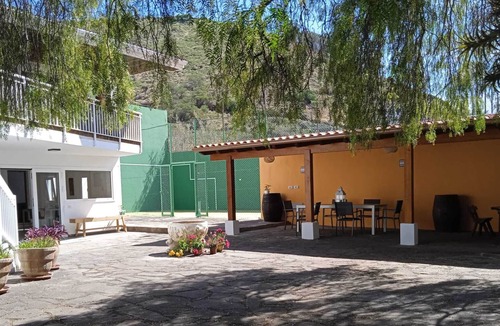 Tegueste House | Quiet house with Garden, Porch and Paddle Court.