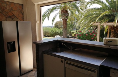 El Mas Isaac Villa | Quiet villa with pool, sea view, petanque, garden, wifi, parking