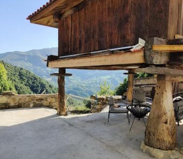 Barzana House | Quirós Villa Tranquila de Salcedo 2