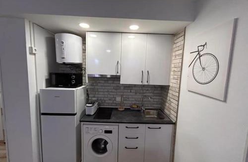 Almendrales Apartment | Río Manzanares - Apartamento de 1 dormitorio