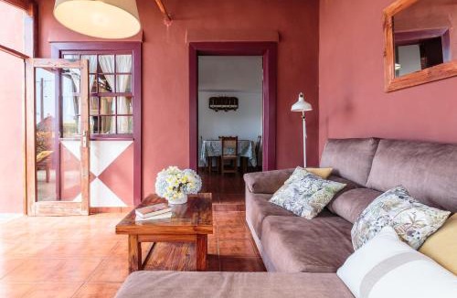 Malpaises House | Rúbel
