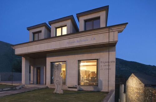 A Rua Apartment | Rebolledo Tourist Housing