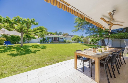 L'Escala House | Ref. VILLA BARCELONA: Beautiful house with 5 bedrooms and private pool.