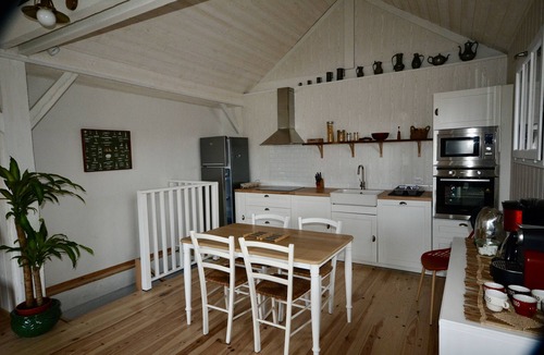 La Teste-de-Buch House | REFURBISHED FISHING HUT ON THE PORT