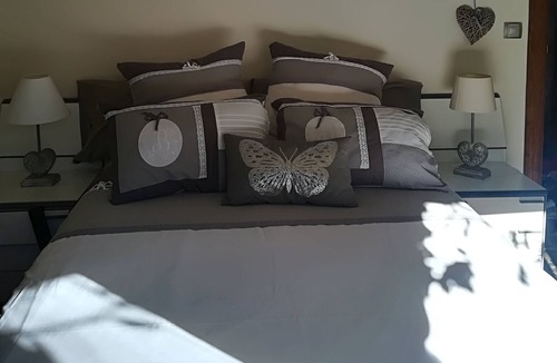 Caldearenas Cottage | Regálate PAZ Beautiful and romantic country house located in a beautiful environment