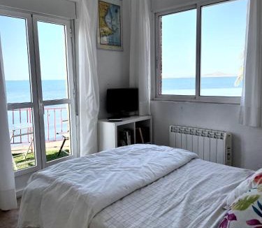 Los Urrutias Apartment | °Relax beachfront housing°