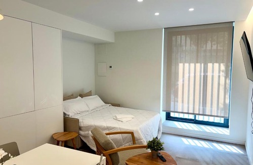 Benicalap Apartment | Relaxing Valencia 1BR Near Nou Mestalla & Metro