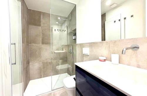 Benicalap Apartment | Relaxing Valencia 1BR Near Nou Mestalla & Metro