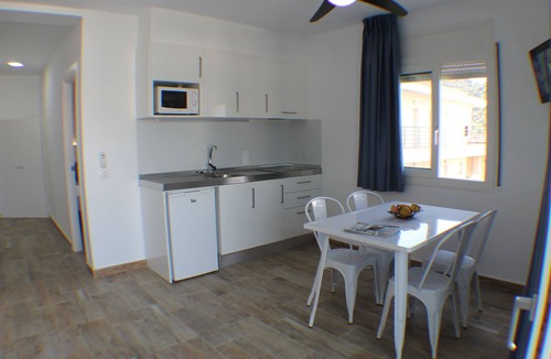 El Mas Oliva Apartment | Rescator Resort 211 - One Bedroom Apartment, Sleeps 4