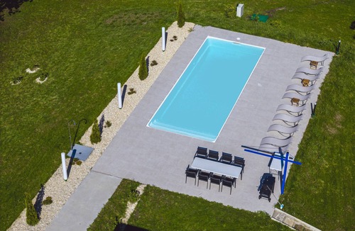 Monterroso Cottage | Reverence Villas Fufin