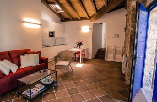 Parada de Sil Cottage | Ribeira Sacra Apartments for 6 people