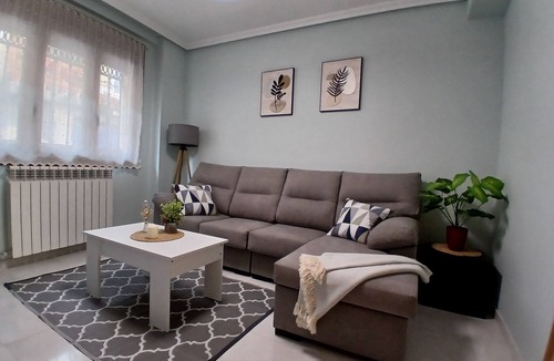 Cenicero House | RIOJA BRIDGE HOUSE. In the heart of Cenicero.