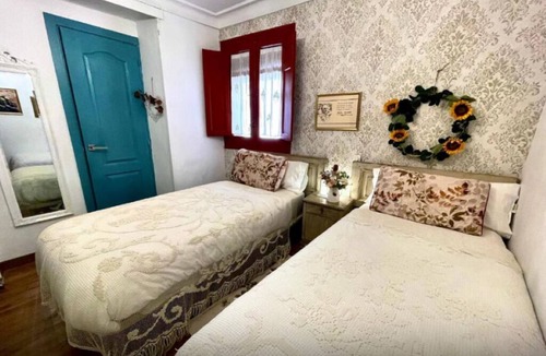 Santa Eulalia Bajera Bed & Breakfast | Riojania Heredad - Double Room - 2 beds