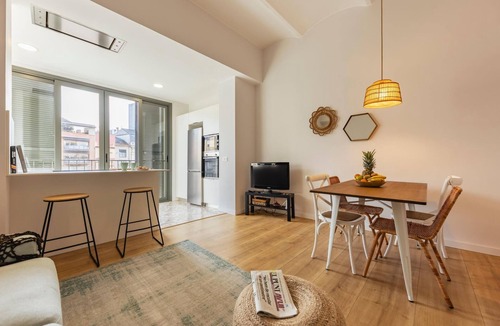 Eixample Apartment | Riu Onyar - Holiday Apartment Rental in Girona | Bravissimo