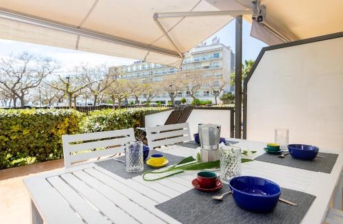 Santa Margarida Apartment | RNET - MILENI Bajo Vista Mar Roses Costa Brava