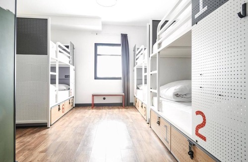 Palacio House | Rooftop terrace, City Center Madrid, perfect for big groups!