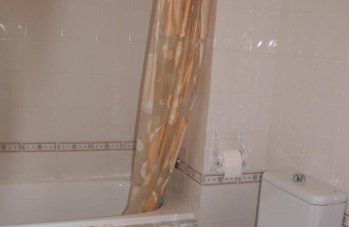Callobre House | Room 'Adega' with Mountain View, Shared Terrace and Wi-Fi