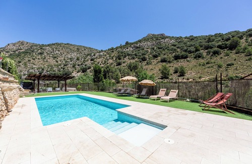 Puebla de Don Fadrique Apartment | Room 'Doble 1 Molino Del Machero' with Mountain View, Shared Pool and Wi-Fi