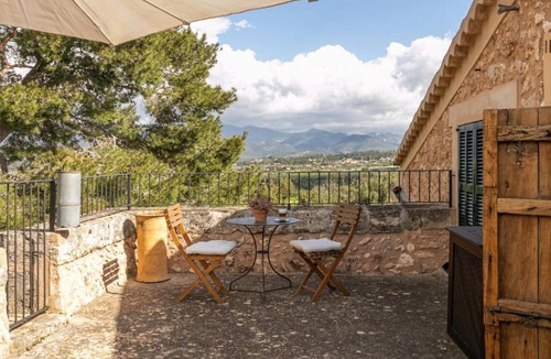 Sa Cabaneta Apartment | Room 'Doble - Estandar' with Shared Pool, Wi-Fi and Air Conditioning