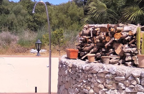 Felanitx House | Room for 2 people with swimming pool access, outdoor shower, peace and nature guaranteed.