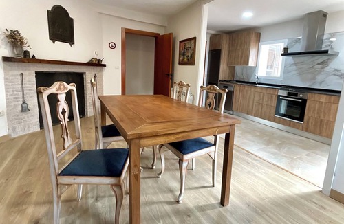 Fitero Apartment | Rooms in a cozy house with garden over 200 years old.