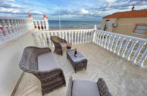 La Mata Ski Chalet | Royal Beach Villa Vista Mar