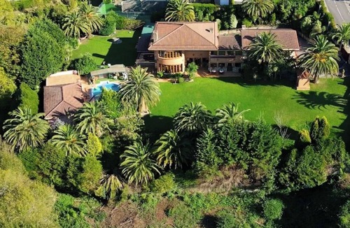 Berreaga-Mendi Villa | Royal Suite at Basquepalace