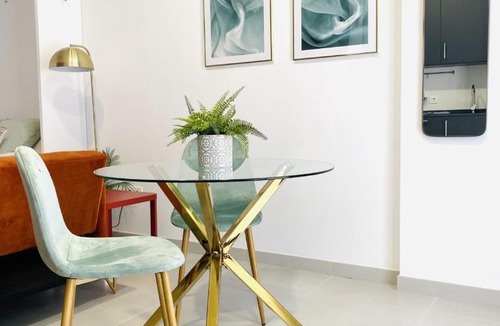 En Corts Apartment | RUBEN VELA - LOFT CLOSE to RUSSAFA (SOHO)
