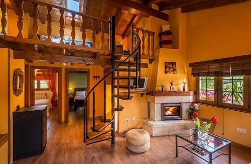 Fontibre Cottage | Rural house (full rental) "Casucas La Guariza" for 6 people