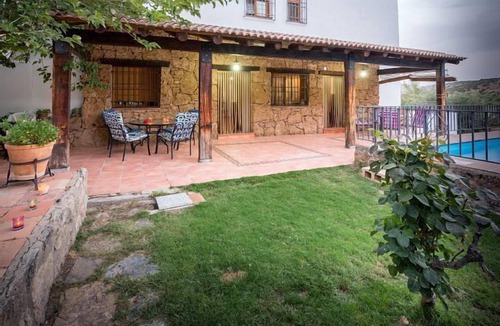 Arbuniel Cottage | Rural Accommodation La Ventilla for 5 people