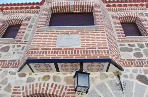 Vega de Santa Maria Cottage | Rural apartment El Claustro with barbecue for 4 people