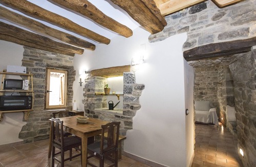 Ainsa-Sobrarbe Cottage | Rural house near Aínsa between Sierra de Guara and Aragonese Pyrenees