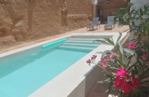 Caravaca de la Cruz Cottage | Rural house with PRIVATE swimming pool and barbecue