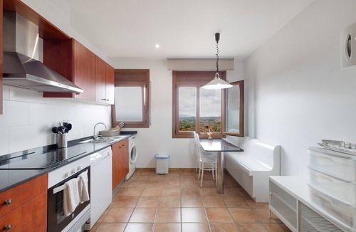 L'Ametlla del Valles House | Rural House 'El Tibidabo' with Mountain Views, Wi-Fi and Air Conditioning