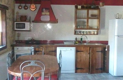 Alar del Rey Cottage | Rural house (full rental) El cinto for 10 people