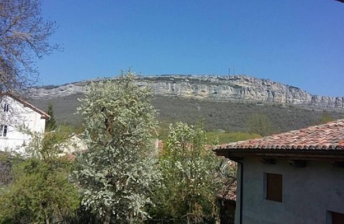 Alar del Rey Cottage | Rural house (full rental) El cinto for 10 people