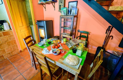 Benllera House | Rural House in the Mountain of León