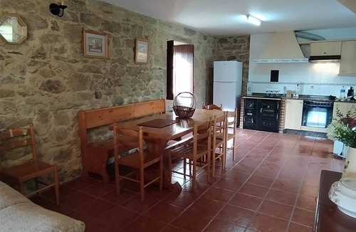 Rianxo Cottage | Rural house (pet-friendly) where you will only listen to nature.
