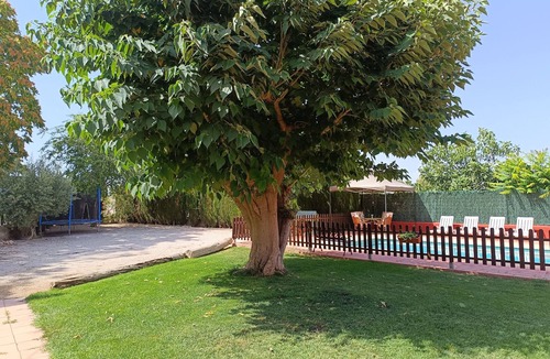 Caravaca de la Cruz Cottage | Rural house with private swimming pool, for families and friends.
