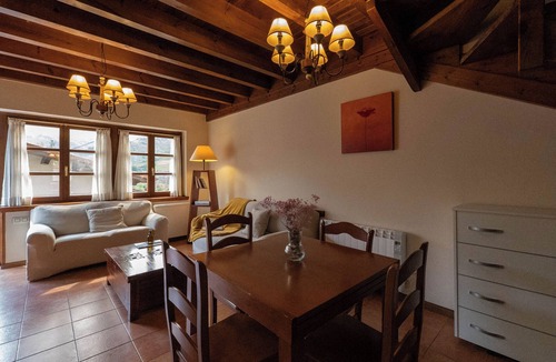 Pola de Lena Cottage | RURAL HOUSE WITH VIEWS OF THE GREEN ASTURIAN MOUNTAINS