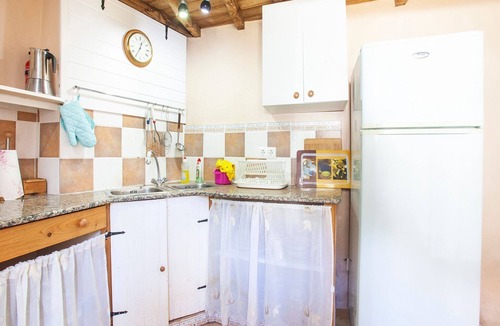 Panton Other | Rustic Getaway near Monforte